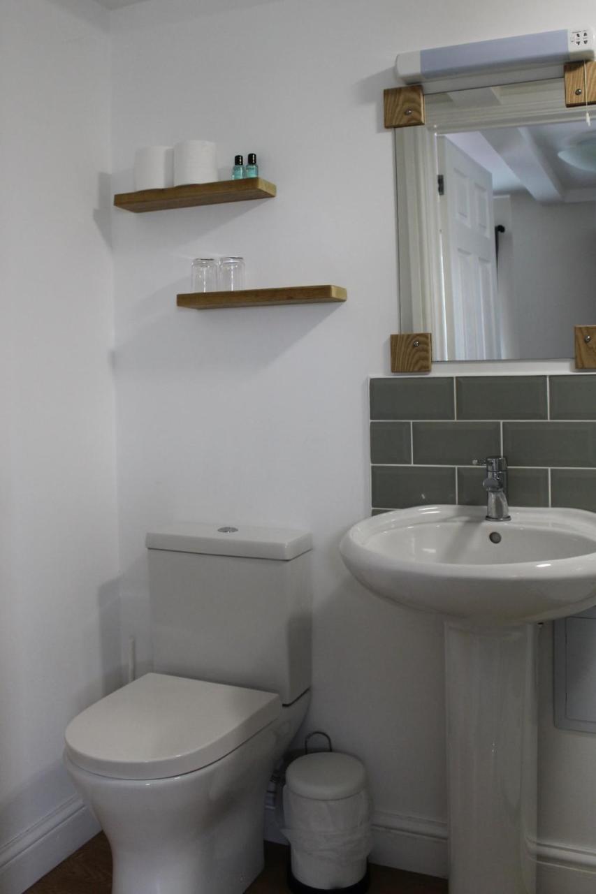 The Town & Country Lodge Dundry Exteriér fotografie
