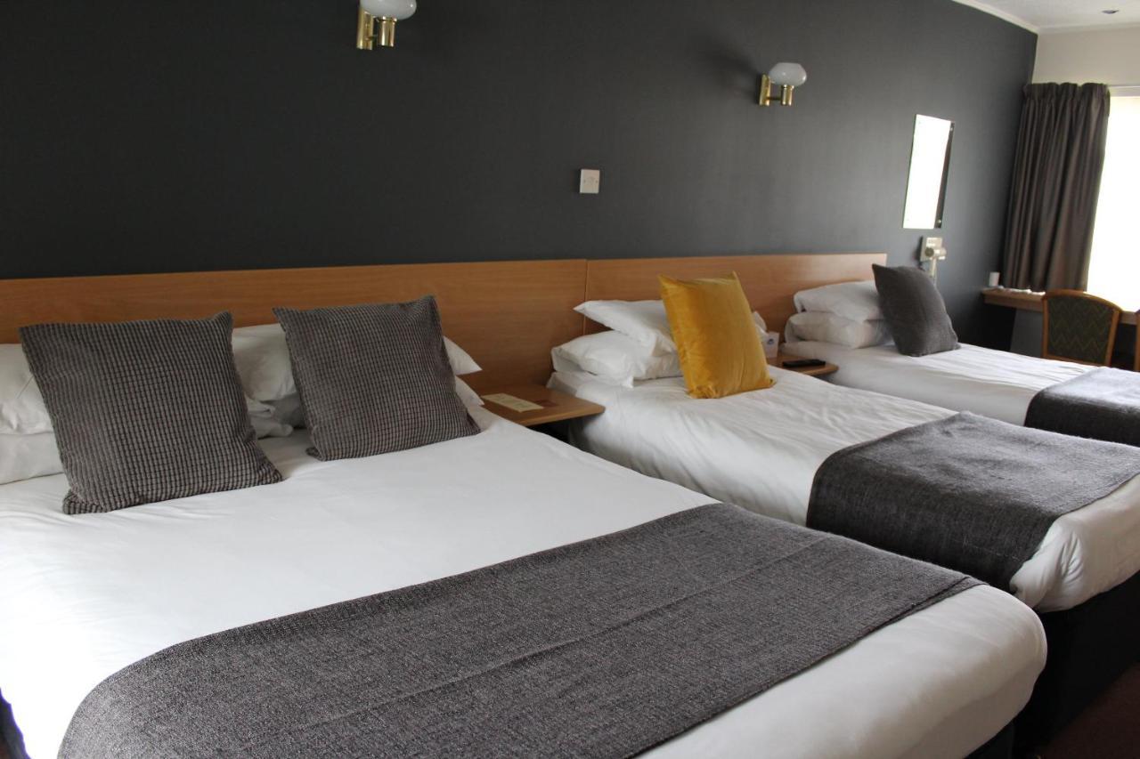 The Town & Country Lodge Dundry Exteriér fotografie