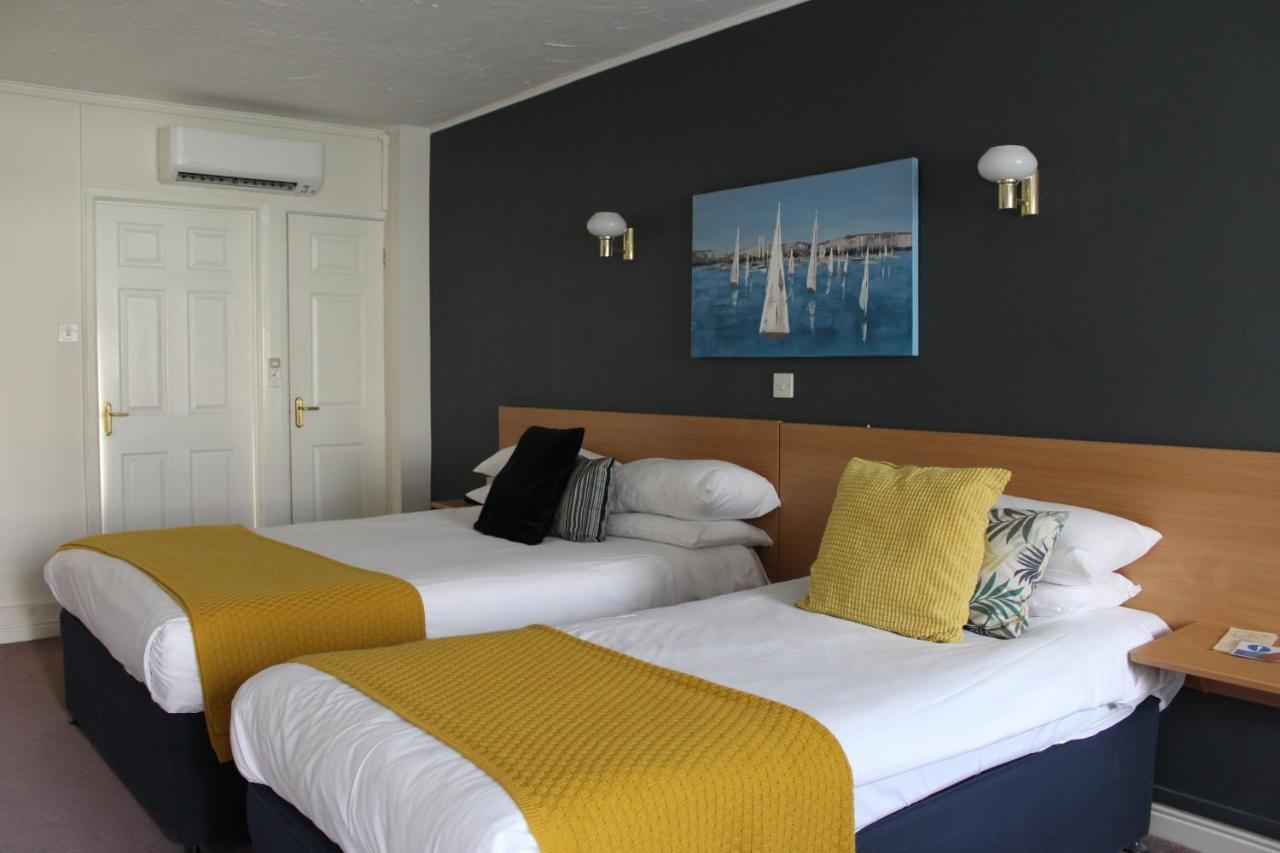 The Town & Country Lodge Dundry Exteriér fotografie