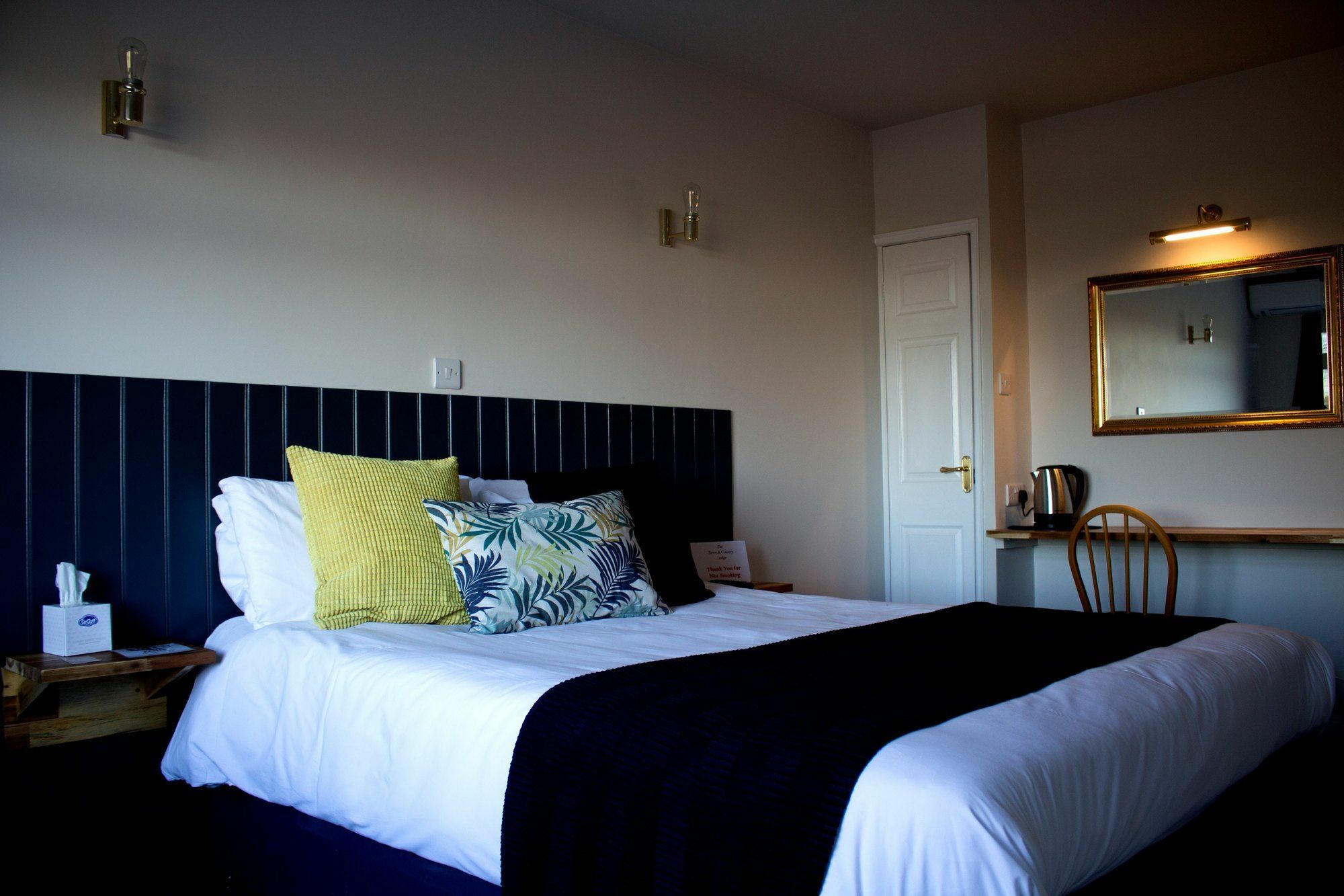The Town & Country Lodge Dundry Exteriér fotografie
