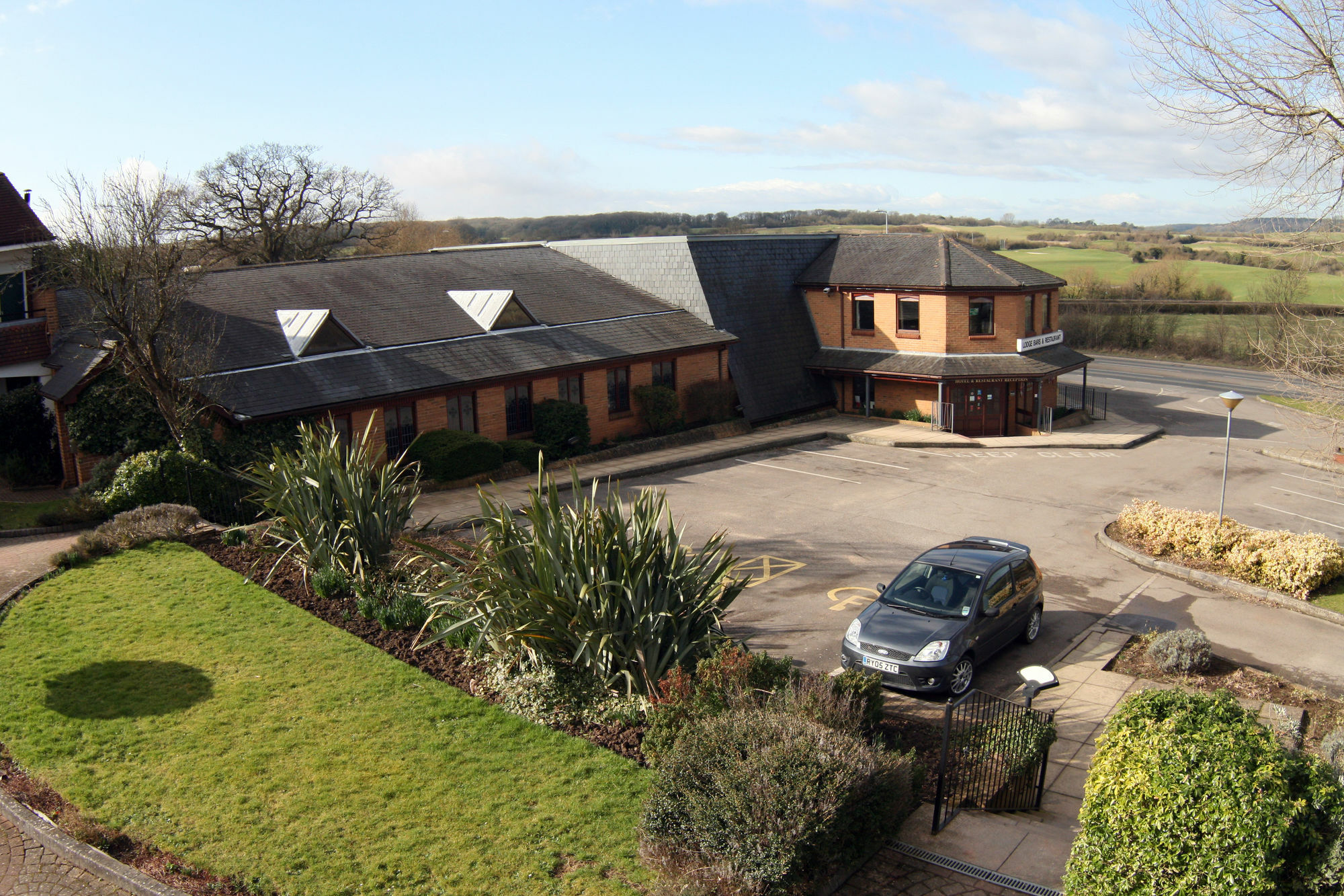 The Town & Country Lodge Dundry Exteriér fotografie
